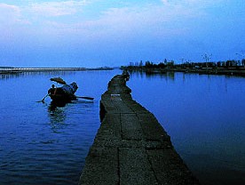 鉴湖