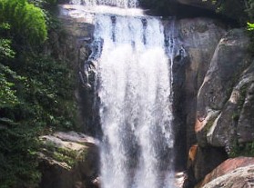 石梁飞瀑景区