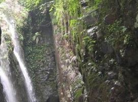 甘肃天水武山水帘洞