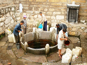 建水古井